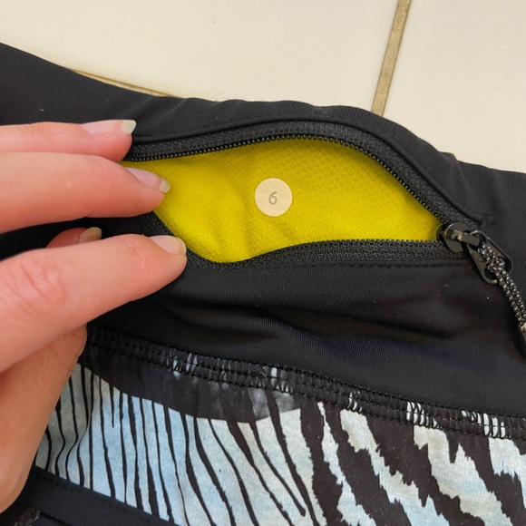 Lululemon Seawheeze 2016 Speed Short - Picture 3 of 6